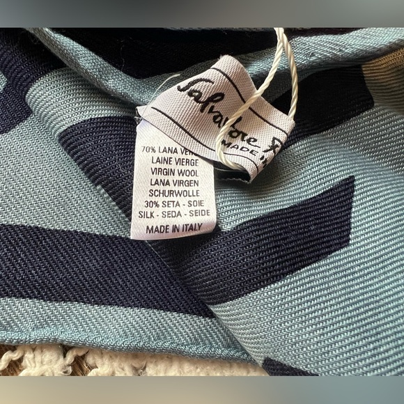Salvatore Ferragamo Women’s Scarf - Picture 3 of 10
